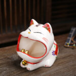Stylish Ceramic Lucky Chinese Cat Figurine Ashtray for Stoners
